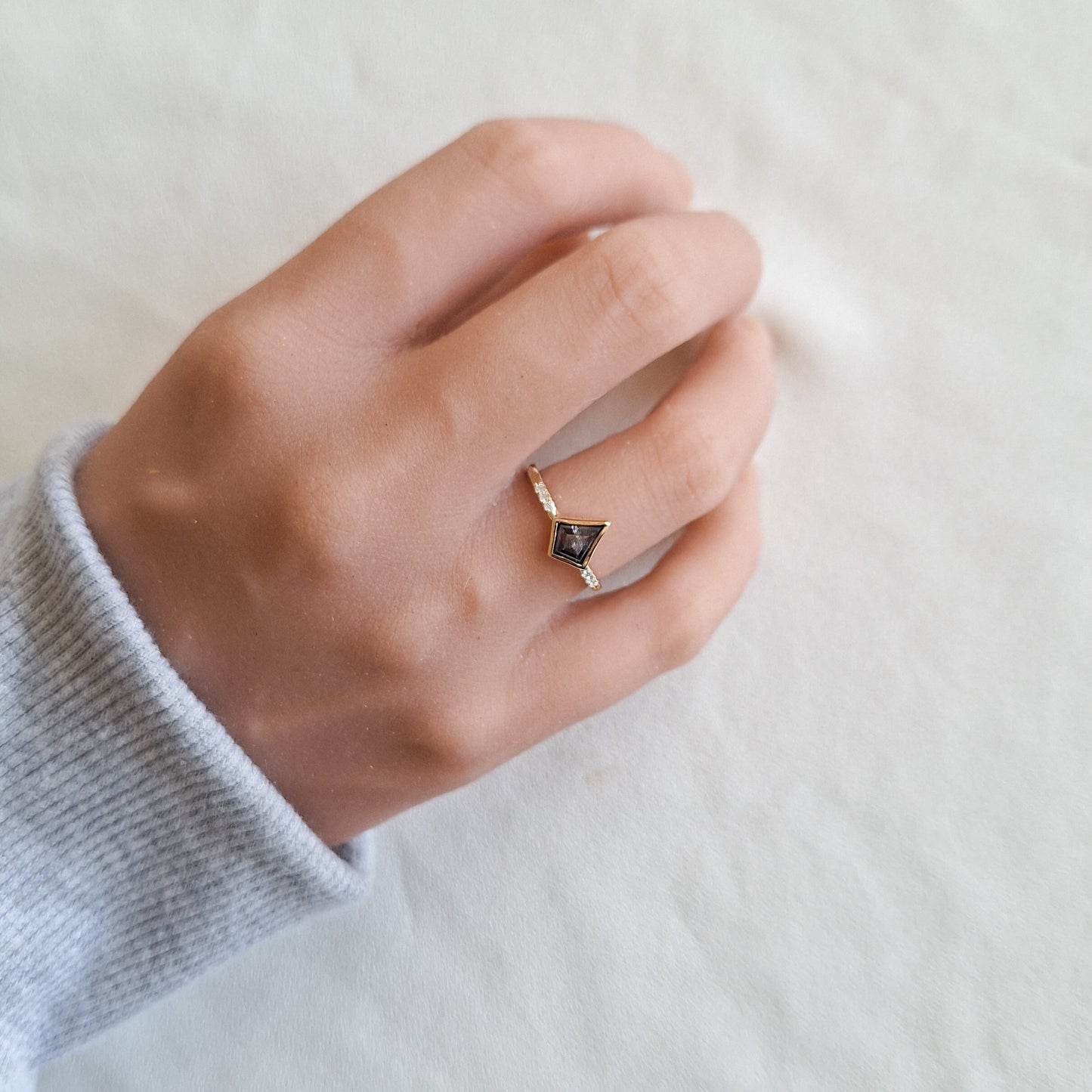Salt & Pepper Rhombus Ring | Yellow Gold