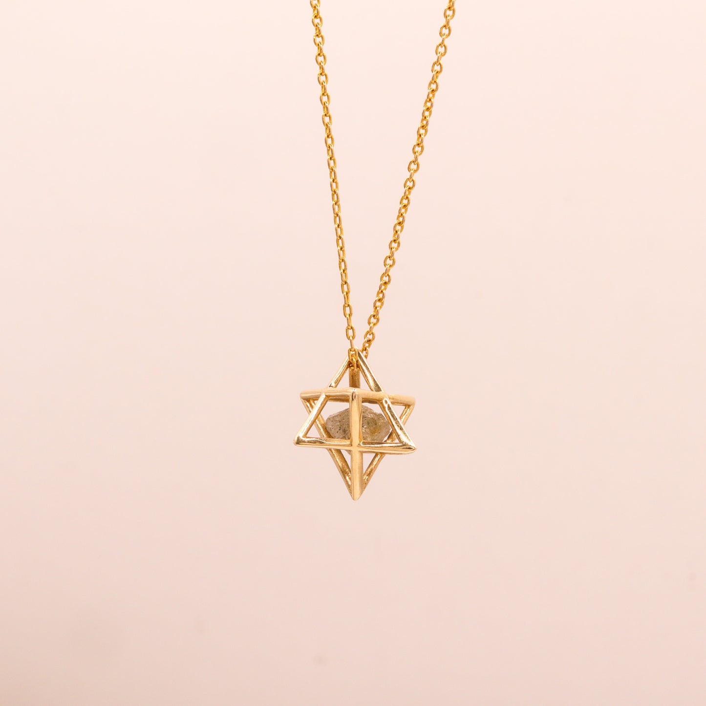 שרשרת מרכבה | יהלום גולמי