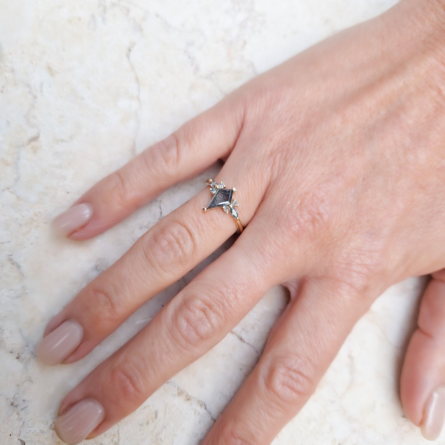 טבעת גלקסי דלתון ומרקיזות | Salt & Pepper