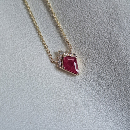 שרשרת דלתון | רובי אדום ויהלומים