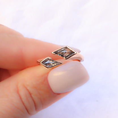 טבעת דלתונים פתוחה | Salt & Pepper