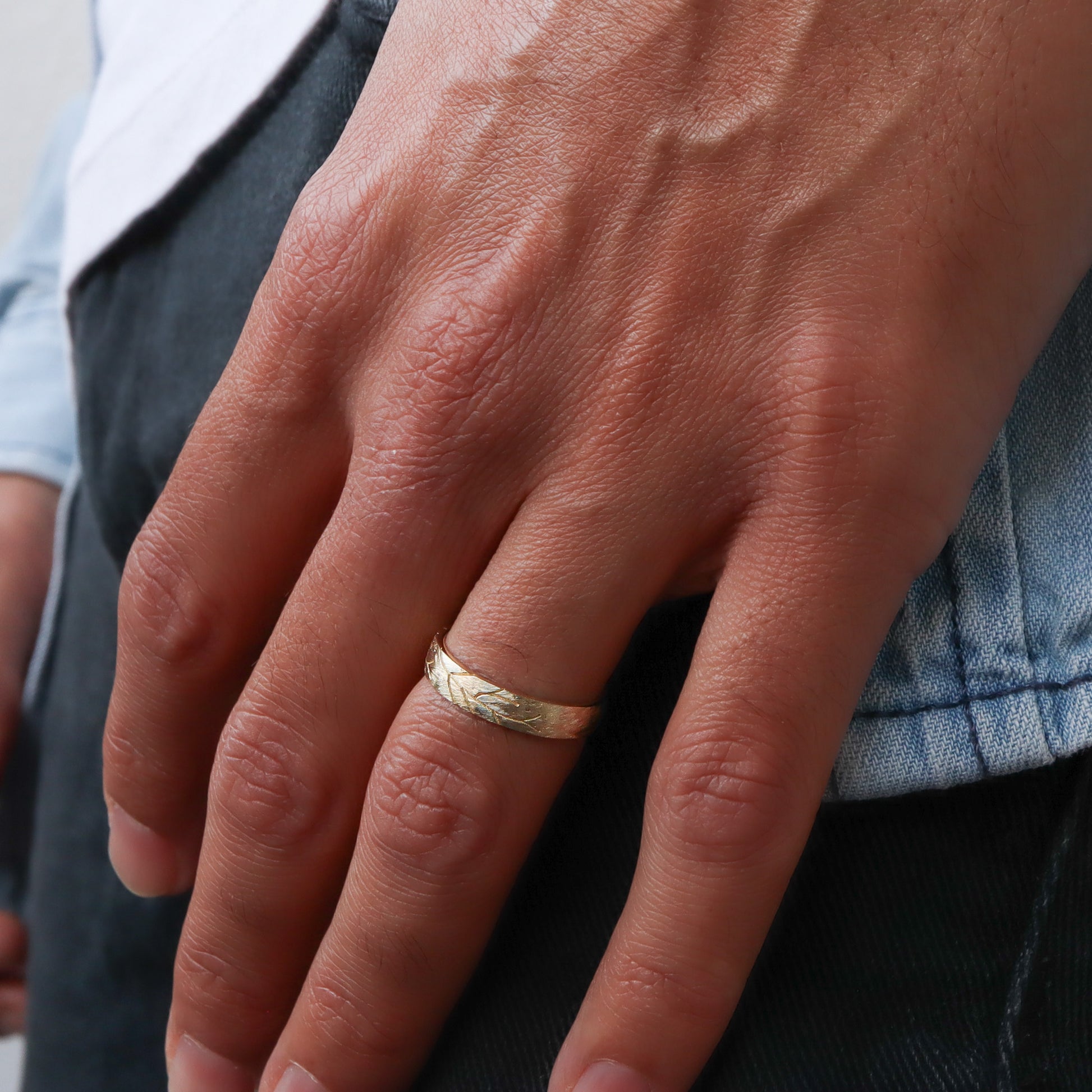 Nature inspired Wedding for Men Featuring Tree Branches Engravings.